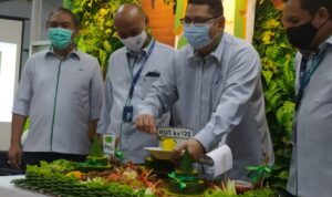 c17b26a9-5ac8-4f81-b186-af41a1cd8965