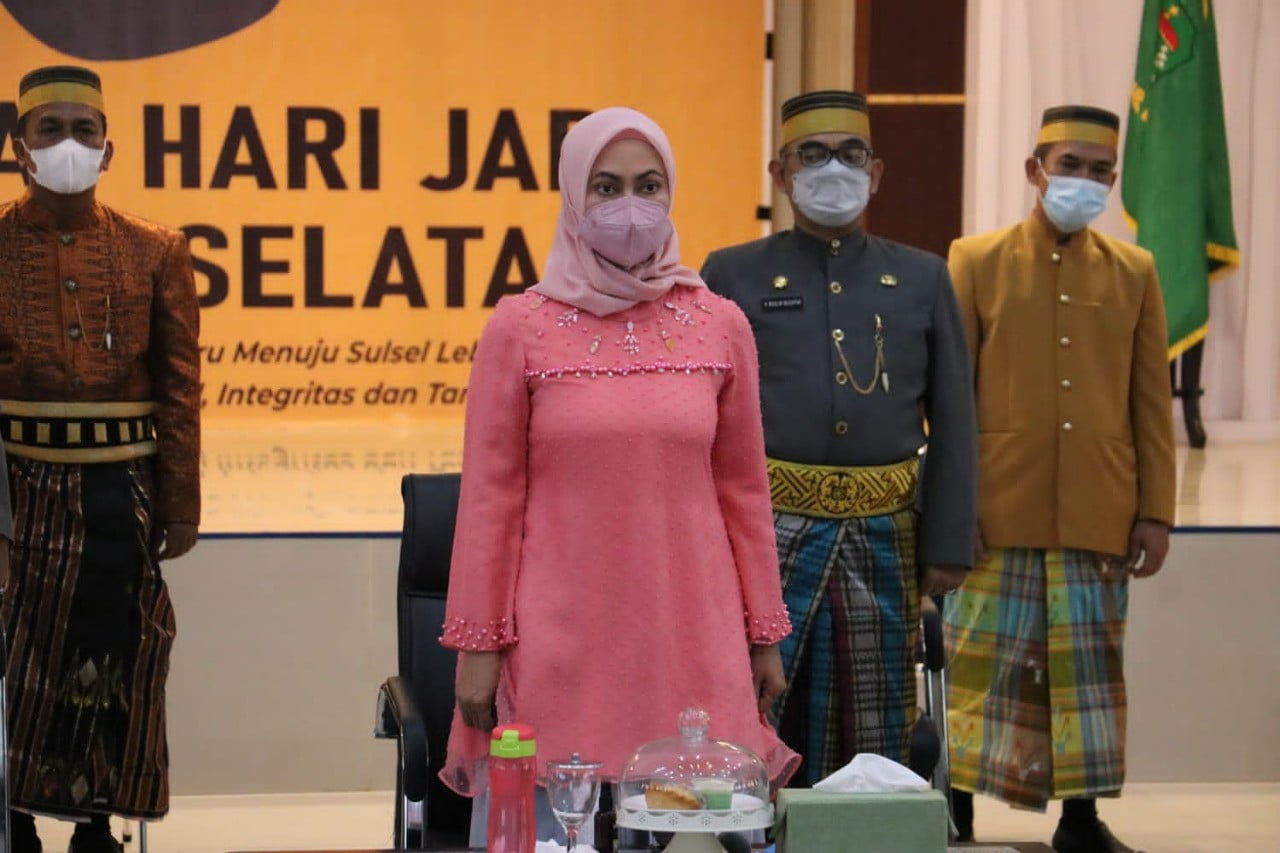 6508171b-fe24-47b0-a1bd-25c56e302f98