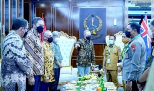 MKS AUSI JUNI