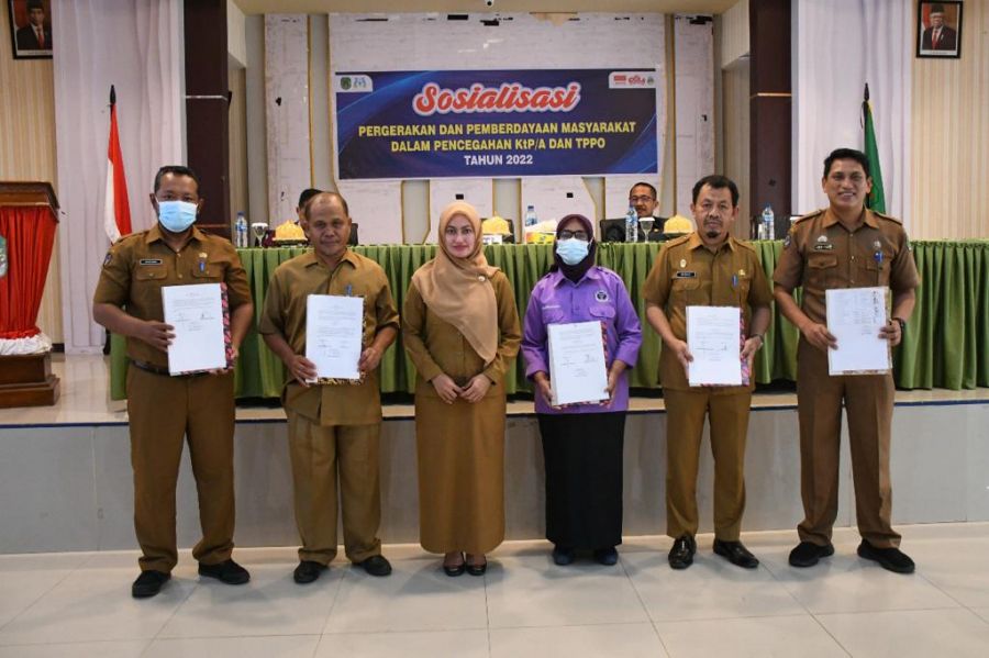 Sosialisasi Pergerakan dan Pemberdayaan Masyarakat dalam Pencegahan KtP A dan TPPO di Aula La Galigo