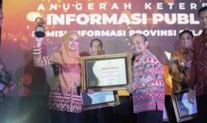 55365494-d603-477d-b747-d912e9432e8c