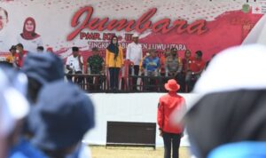 Bupati Luwu Utara, Indah Putri Indriani memimpin upacara penutupan Jumbara III PMR