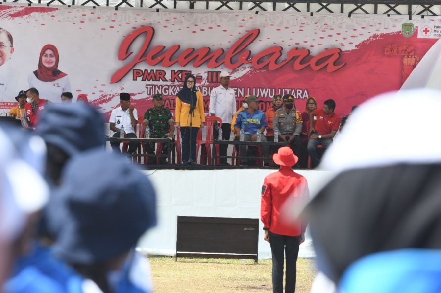 Bupati Luwu Utara, Indah Putri Indriani memimpin upacara penutupan Jumbara III PMR