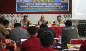 Bupati Luwu Utara, Indah Putri Indriani saat menyampaikan arahan pada Sosialisasi Teknologi Penangkapan Ikan