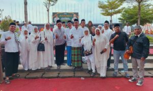 Rudianto Lallo Hadiri Salat 5 November 2022