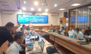 Kepala BKPSDM Luwu Utara, Arief R. Palallo, meninjau pelaksanaan Ujian Dinas dan Penyesuaian Ijazah, Jumat