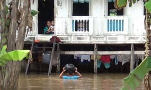 Screenshot_2023-02-17-18-47-15-710_com.miui.videoplayer