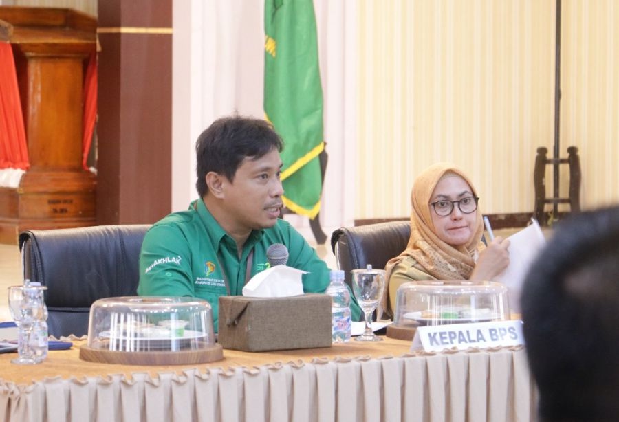 Kepala BPS Kabupaten Luwu Utara, Ayub Parlin Ampulembang