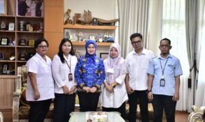 12917DB9-90E6-4FB6-9310-73AB45B0B70C