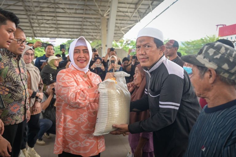 Bantuan Pangan Pemerintah Pusat untuk Masyarakat Kota Makassar