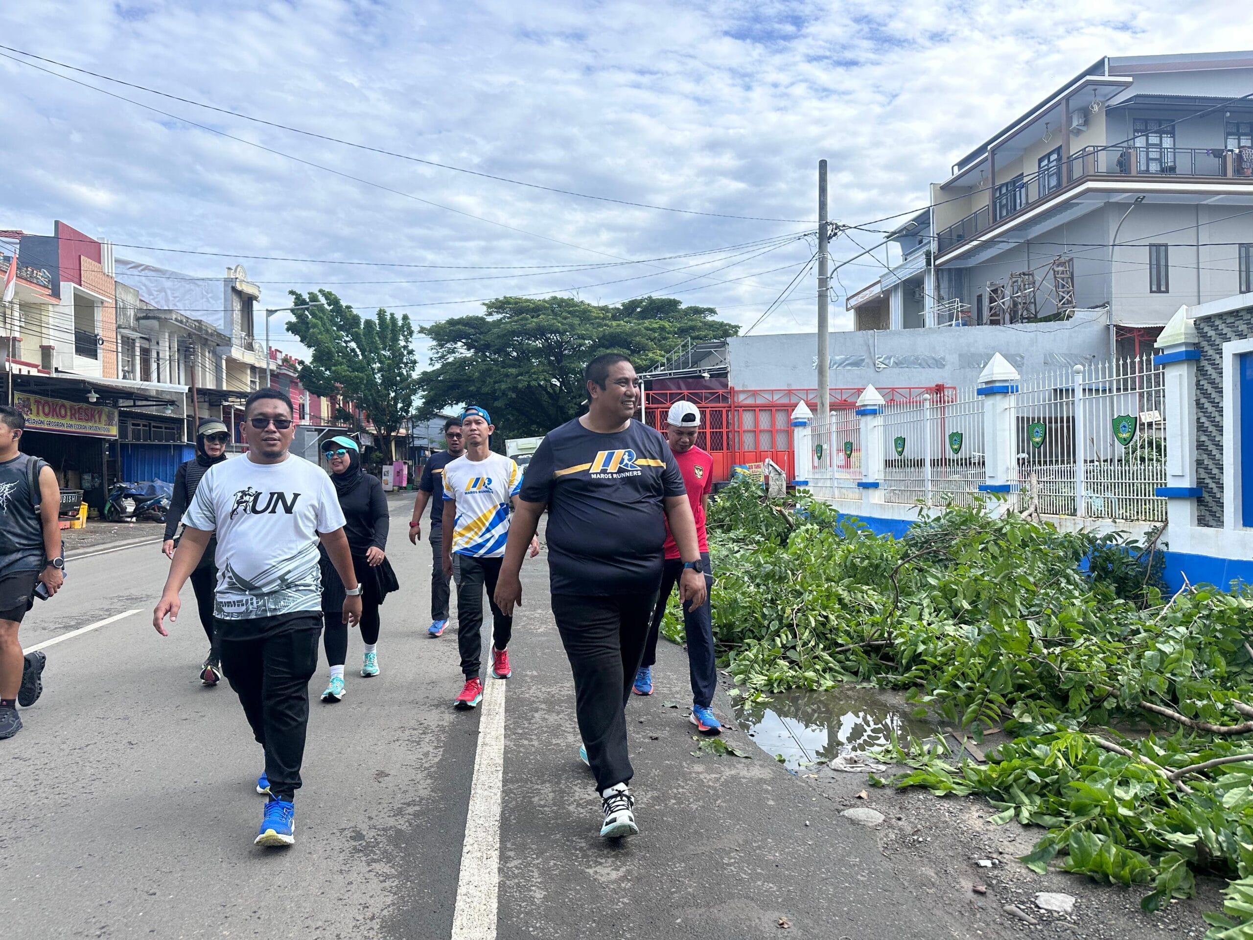 Bupati Maros Pantau Kota dan Sapa Warga di Hari Pertama Tahun 2025