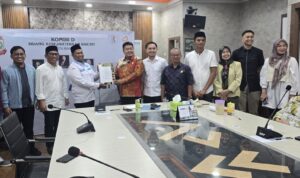 BKPRMI Makassar melakukan kunjungan silaturahmi ke Komisi D DPRD Kota Makassar BKPRMI Makassar melakukan kunjungan silaturahmi ke Komisi D DPRD Kota Makassar
