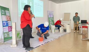 Kalla Beton turut hadir dan memberikan edukasi mortar instan untuk pemasangan bata ringan dalam event Constructor’s Lab bertema “Mortar Basic for Lightweight Block Installation” pada Kamis (26/6) lalu di Citraland Celebes Kalla Beton turut hadir dan memberikan edukasi mortar instan untuk pemasangan bata ringan dalam event Constructor’s Lab bertema “Mortar Basic for Lightweight Block Installation” pada Kamis (26/6) lalu di Citraland Celebes