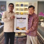 Jusuf Kalla Dapat Penghargaan