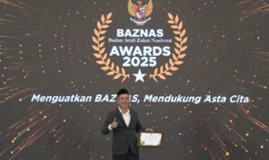 Direktur Eksekutif LAZ Hadji Kalla, Mohammad Zuhair, menerima penghargaan BAZNAS Awards 2025 dalam Rapat Koordinasi Nasional (Rakornas) BAZNAS RI yang digelar di Jakarta, Kamis (28/8/2025) lalu. Direktur Eksekutif LAZ Hadji Kalla, Mohammad Zuhair, menerima penghargaan BAZNAS Awards 2025 dalam Rapat Koordinasi Nasional (Rakornas) BAZNAS RI yang digelar di Jakarta, Kamis (28/8/2025) lalu.