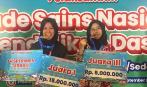 Siswa Sekolah Islam Athirah Raih Medali Emas pada Olimpiade Sains Nasional Dua siswa Sekolah Islam Athirah kembali mengharumkan nama sekolah dan Provinsi Sulawesi Selatan di kancah nasional, Jumat (26/9/2025