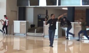 Screenshot_2025-09-16-12-05-08-336_com.miui.videoplayer