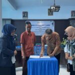 Kalla Institute dan STIE YPUP menjalin kerja sama strategis untuk mendorong inovasi bisnis dan transformasi digital di dunia pendidikan tinggi. Kolaborasi ini memperkuat komitmen terhadap pengembangan SDM unggul di era digital.