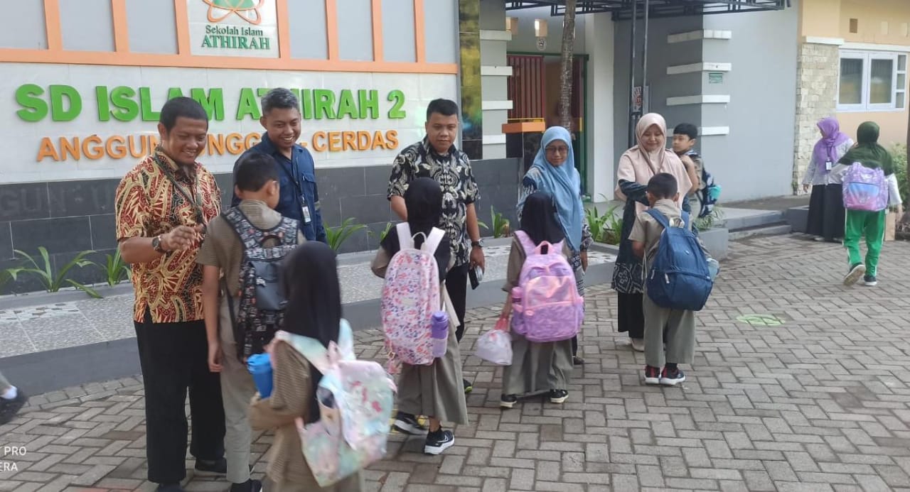 Sapa Pagi, Tradisi Sekolah Islam Athirah dalam Menanamkan Pendidikan Karakter