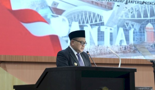 Wali Kota Makassar, Munafri Arifuddin saat menghadiri Sidang Paripurna di Gedung DPRD Kota Makassar