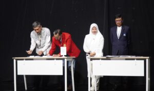 Sekolah Islam Athirah terus memperkuat mutu pendidikan melalui kolaborasi dengan tiga perguruan tinggi ternama di Sulawesi Selatan, yaitu Universitas Hasanuddin (Unhas), Universitas Negeri Makassar (UNM), dan Politeknik Pariwisata Makassar (Poltekpar). Sekolah Islam Athirah terus memperkuat mutu pendidikan melalui kolaborasi dengan tiga perguruan tinggi ternama di Sulawesi Selatan, yaitu Universitas Hasanuddin (Unhas), Universitas Negeri Makassar (UNM), dan Politeknik Pariwisata Makassar (Poltekpar).