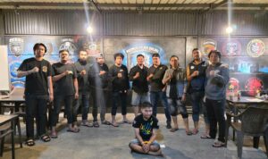 Unit Resmob Polda Sulsel berhasil mengamankan residivis pencurian dengan kekerasan, Ignatius Ronaldo alias Ronal (28), di sebuah wisma di Jalan Dg. Ramang, Makassar, pada Minggu (26/10/2025) dini hari. Unit Resmob Polda Sulsel berhasil mengamankan residivis pencurian dengan kekerasan, Ignatius Ronaldo alias Ronal (28), di sebuah wisma di Jalan Dg. Ramang, Makassar, pada Minggu (26/10/2025) dini hari.