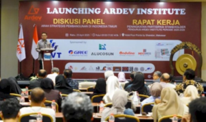 Ketua DPRD Kota Makassar, Supratman, menghadiri peluncuran resmi Ardev Institute sebagai keynote speaker dalam acara yang digelar di Hotel Four Points by Sheraton Makassar, Rabu (23/4/2025).