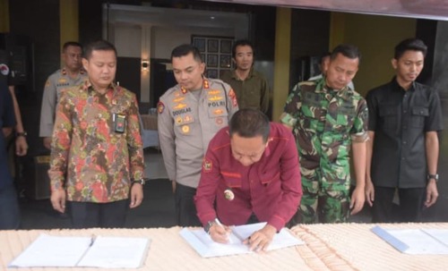 WhatsApp-Image-2025-12-05-at-13.06.45