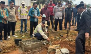 Kalla Lines, bagian dari Kalla Transport & Logistics, kembali menegaskan komitmennya terhadap pemberdayaan masyarakat melalui program Corporate Social Responsibility (CSR). Tahun ini, perusahaan menyalurkan bantuan pendidikan dan peningkatan fasilitas di Pondok Pesantren Nurul Bustan Nahdlatul Wathan, Kecamatan Langgikima, Kabupaten Konawe Utara, (27/11).