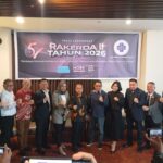 Perhimpunan Hotel dan Restoran Indonesia (PHRI) Sulawesi Selatan tancap gas menyambut awal tahun 2026 dengan menyiapkan sejumlah agenda strategis berskala besar. Mulai dari bazar kuliner, Hore Expo 2026, hingga PHRI Fun Run, seluruh rangkaian kegiatan ini dirancang untuk memperkuat sektor pariwisata sekaligus menggerakkan ekonomi kreatif daerah.