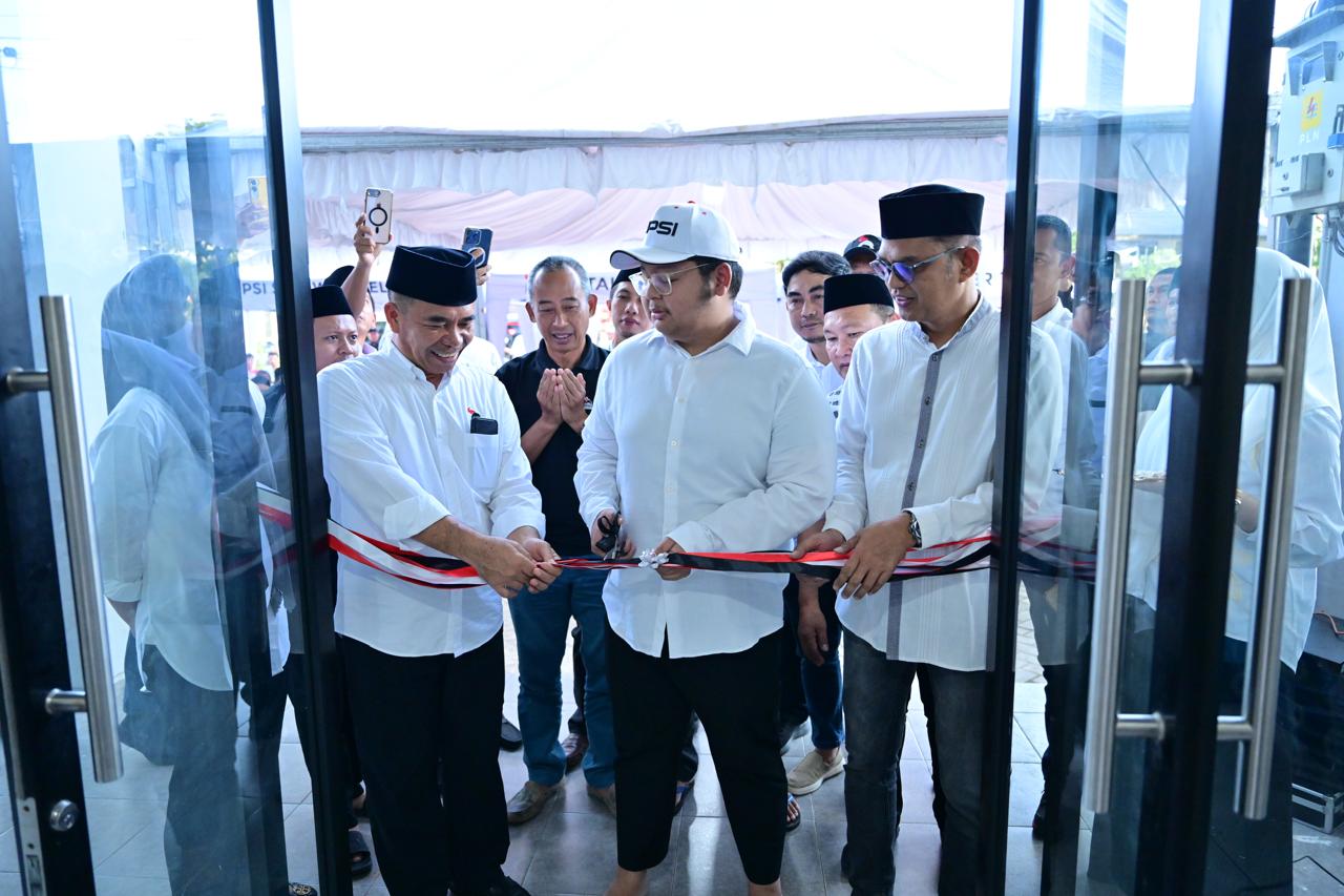 Peresminan Kantor baru Partai Solidaritas Indonesia Tbk (Sulawesi Selatan) yang berlokasi di kawasan Ruko Rolling Hills, Jalan Metro Tanjung Bunga, Kota Makassar Kamis (19/2/2026).