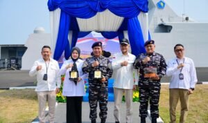 Wakil Gubernur Sulawesi Selatan Fatmawati Rusdi melepas Ekspedisi Rupiah Berdaulat (ERB) 2026 yang akan menjangkau lima pulau di Sulawesi Selatan Wakil Gubernur Sulawesi Selatan Fatmawati Rusdi melepas Ekspedisi Rupiah Berdaulat (ERB) 2026 yang akan menjangkau lima pulau di Sulawesi Selatan