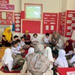 Kunjungan Bunda PAUD sekaligus Ketua TP PKK Kota Tarakan, Sitti Rujiah Khairul, bersama rombongan ke TK Islam Athirah Makassar.