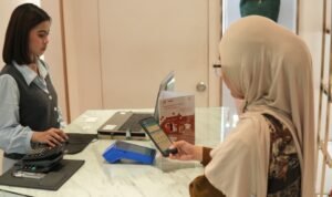 Sambut HUT ke-26, Mal Ratu Indah Hadirkan Program Top Spender Berhadiah iPhone 17 Pro Max dan Emas 10 Gram Sambut HUT ke-26, Mal Ratu Indah Hadirkan Program Top Spender Berhadiah iPhone 17 Pro Max dan Emas 10 Gram
