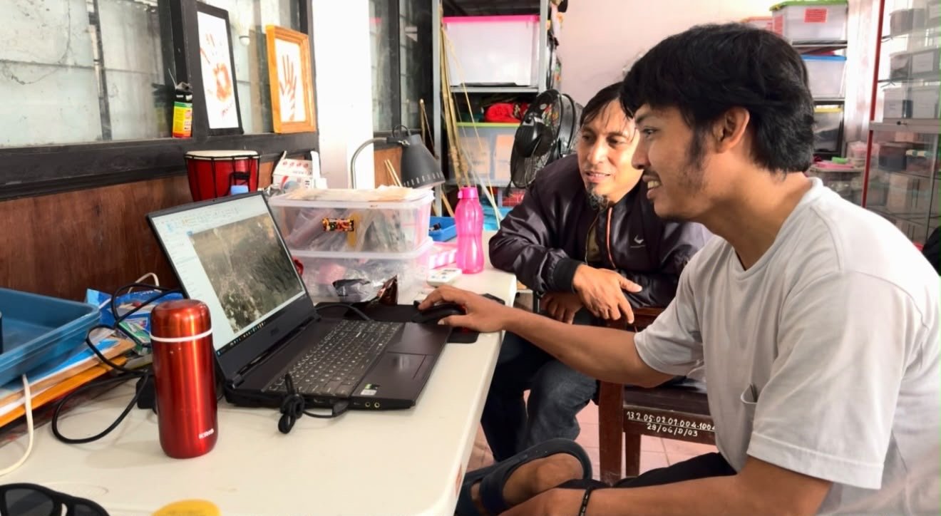 Arkeolog Peringatkan Bahaya Kebakaran bagi Lukisan Cadas Tertua di Maros-Pangkep