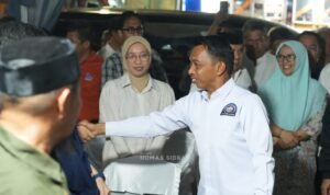 Bupati Sidrap, Syaharuddin Alrif, saat menghadiri grand opening Coffee Four Way di Kelurahan Wala, Kecamatan Maritengngae, Senin (20/10/2026).