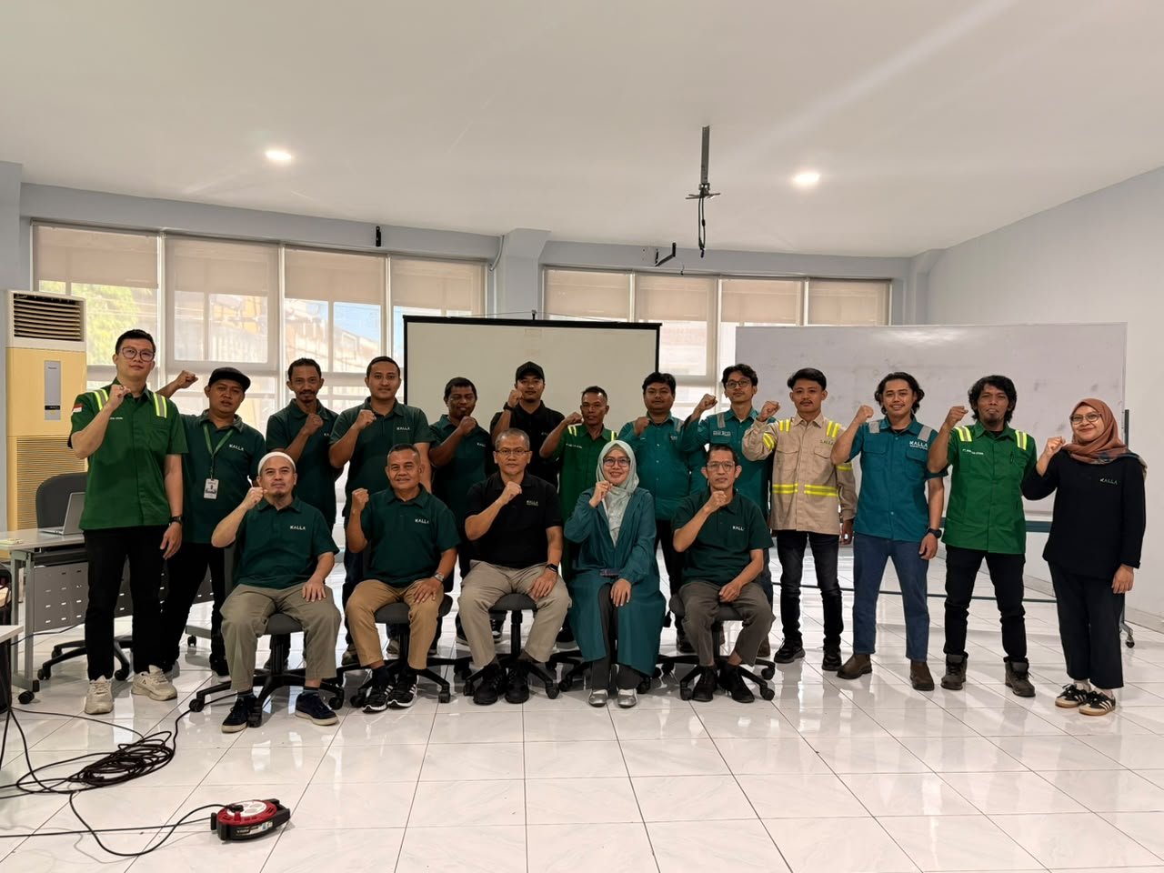 Kalla Transport & Logistics Tingkatkan Kompetensi Senior Technician melalui Maintenance Development Program